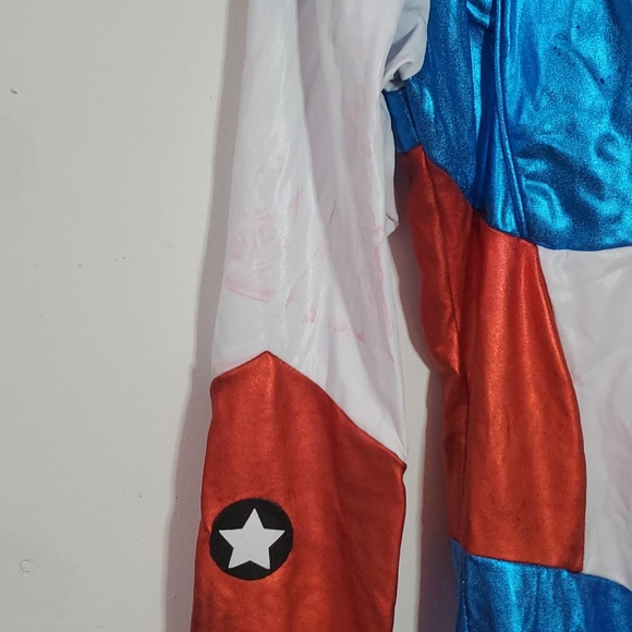 Captain America costume - Picture 2 of 7